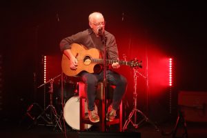 Gerry Hodgers at Lockdown Live On Tour